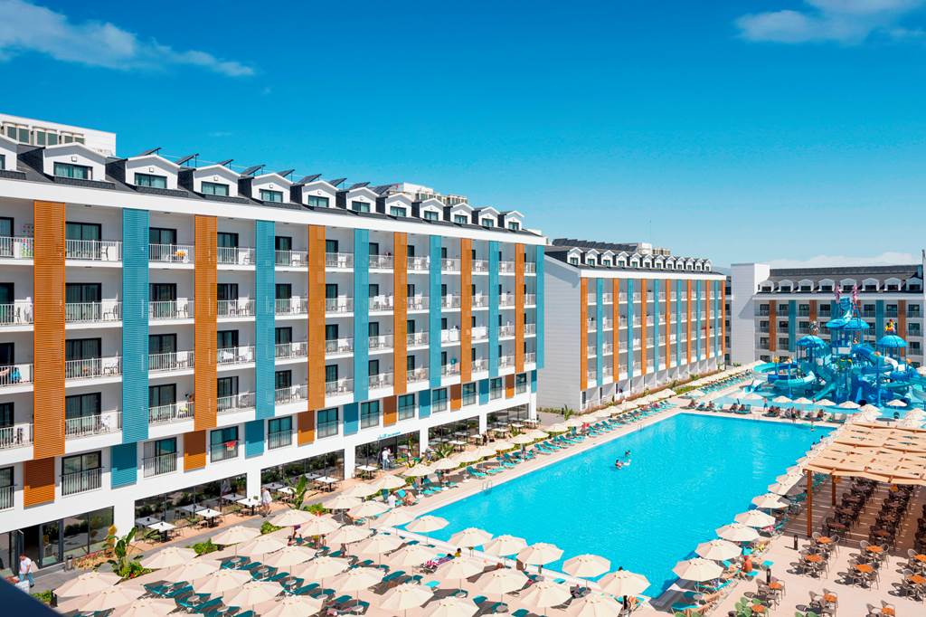 AYT_84275_Arcanus_Trend_Line_Resort_Side_0823_18.jpg