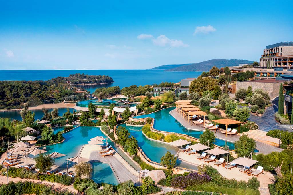 BJV_79806_Lujo_Hotel_0924_01.jpg