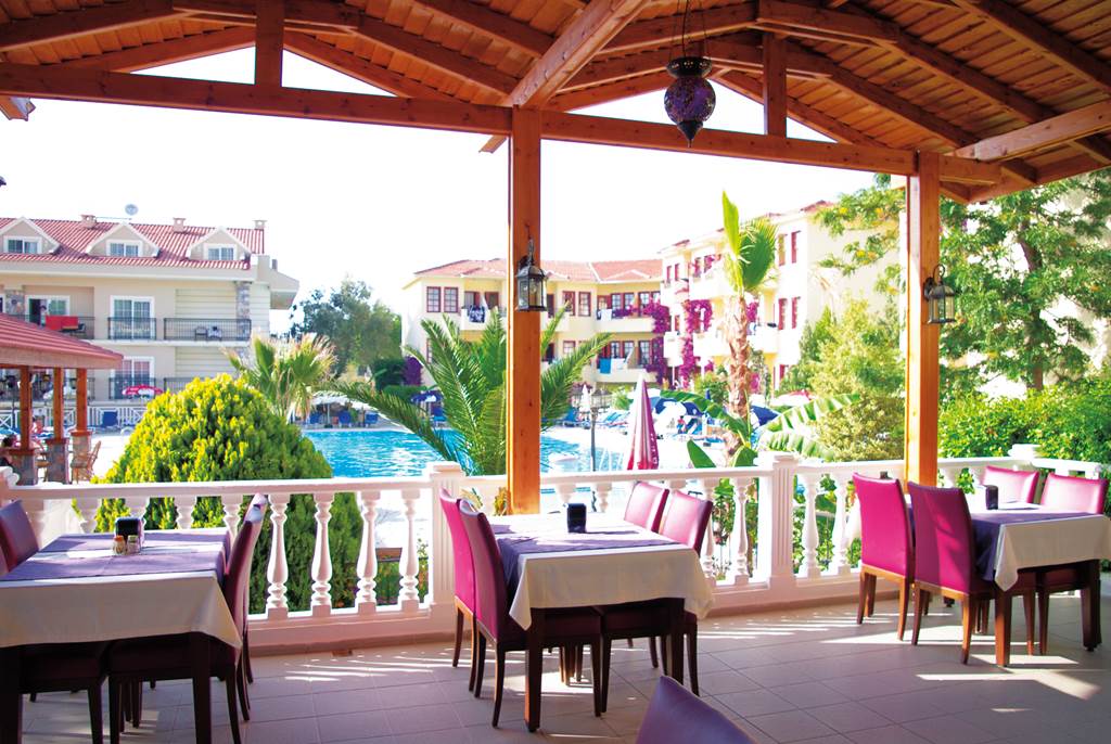 DLM_69069_CELAY_HOTEL_0912_06.jpg