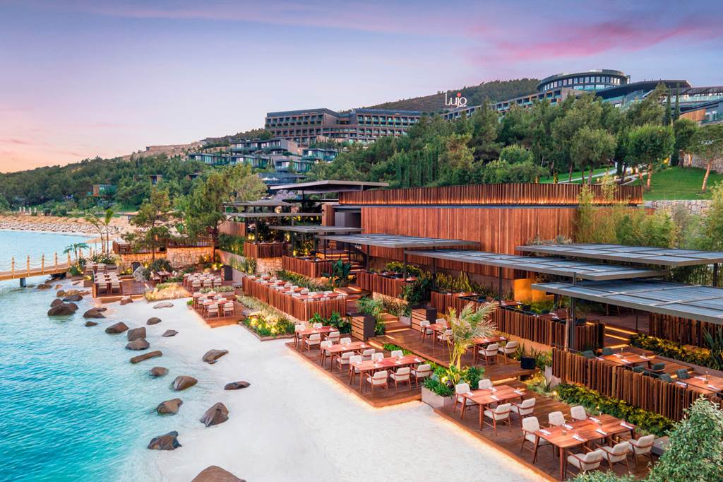 BJV_79806_Lujo_Hotel_0824_03.jpg