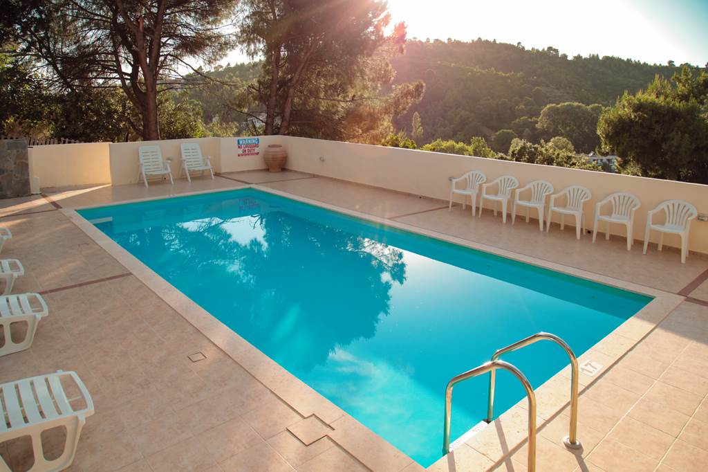 JSI_82492_Villa_Elpniki_1020_07.jpg
