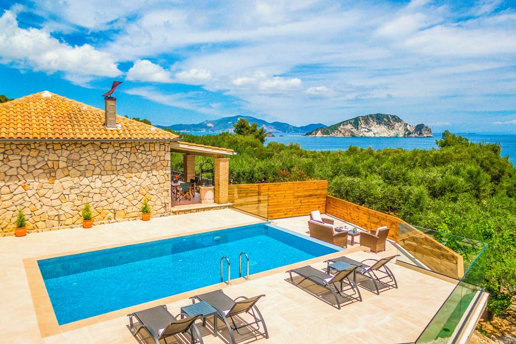 ZTH_81579_Villa_Marathias_1219_25.jpg