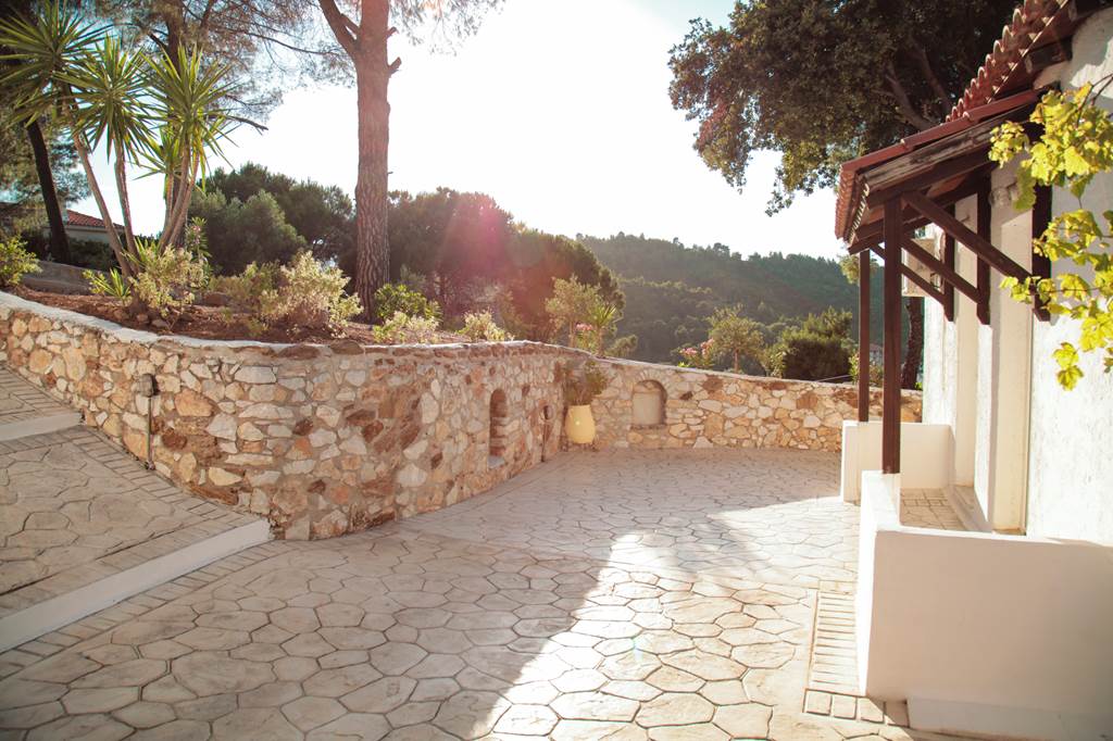 JSI_82492_Villa_Elpniki_1020_05.jpg