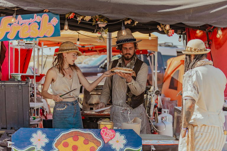 UW25_03_AdrianThePhotographer_Pizza-7245.jpg