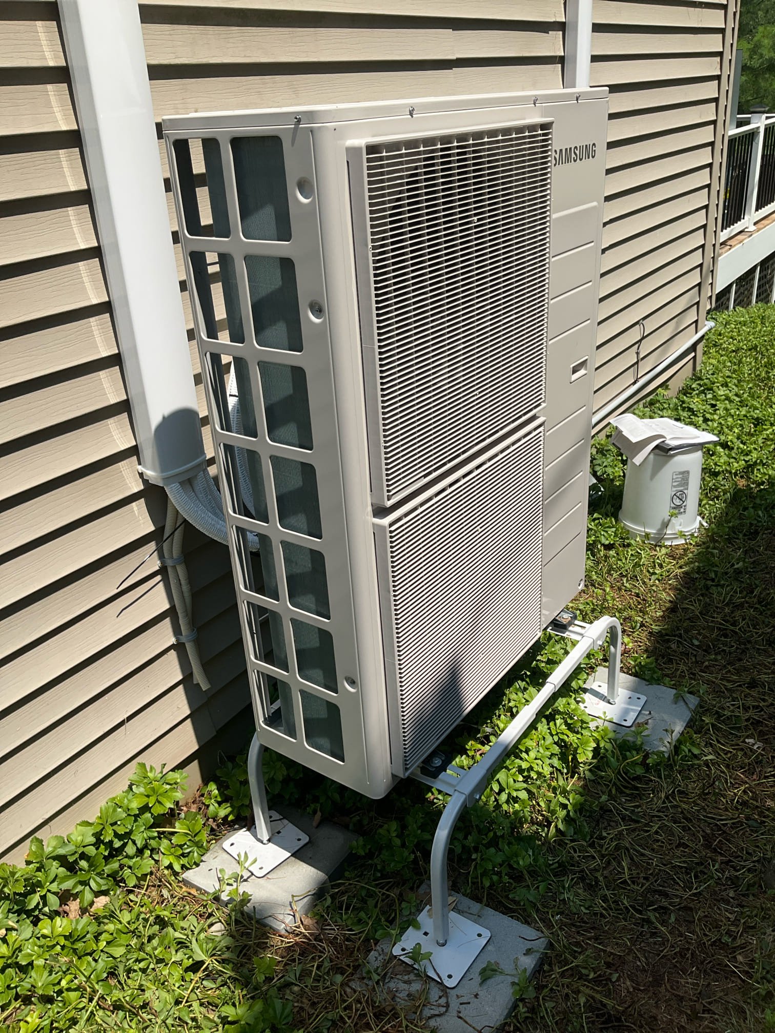 Air Source Heat Pump - Cossayuna Lake