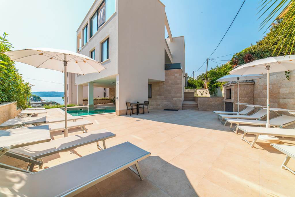 SPU_88870_Villa_Stone_Tide_0225_12.jpg
