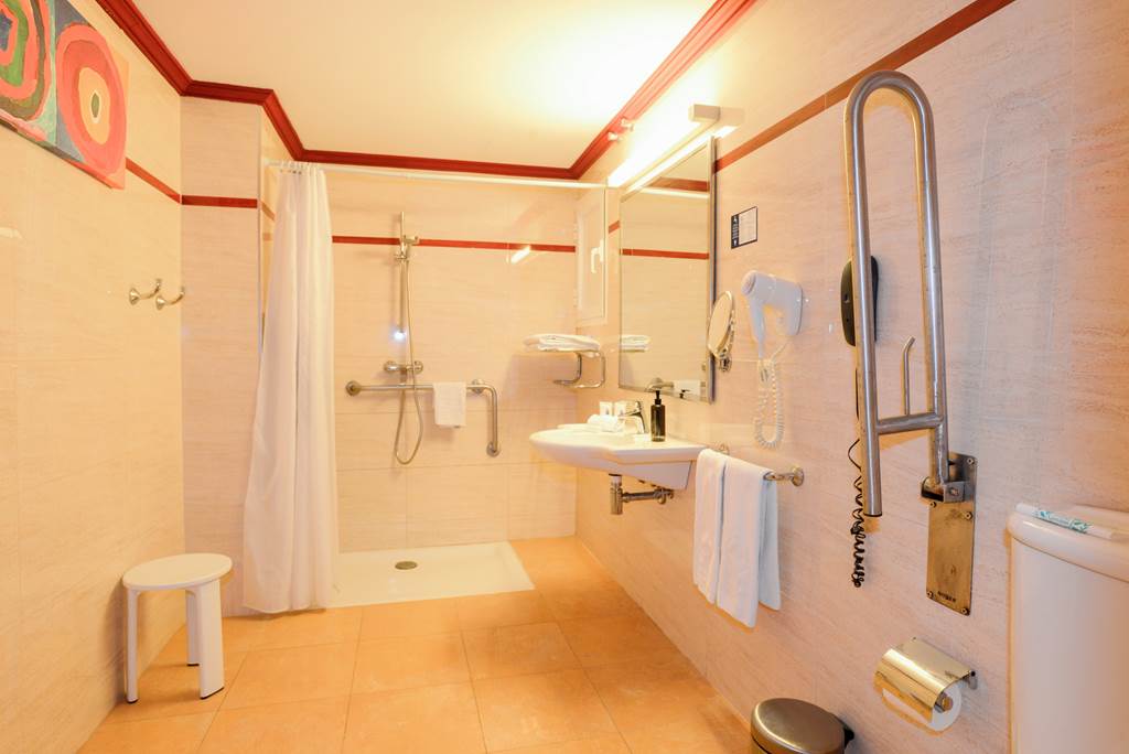 IBZ_382_Invisa_Hotel_La_Cala_1123_24.jpg