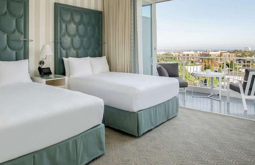 Beverly-Hilton-1.jpg