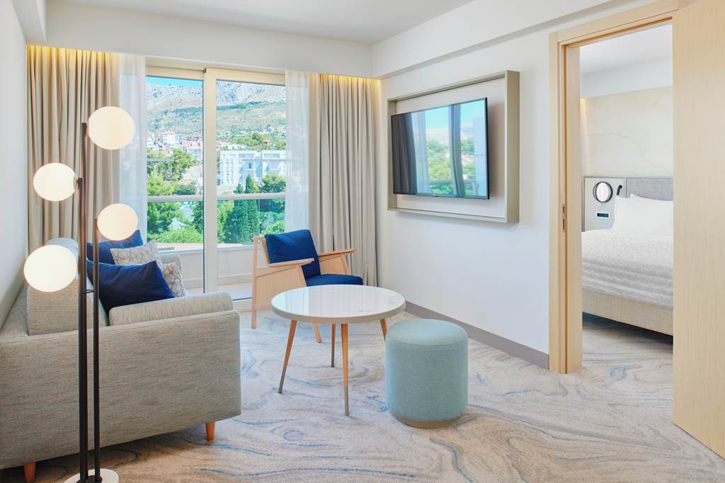 SPU_70494_Hotel_Le_Meridien_Lav_1221_02.jpg