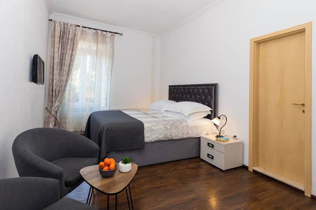 DBV_83497_Villa_Le_Jardin_0423_05.jpg