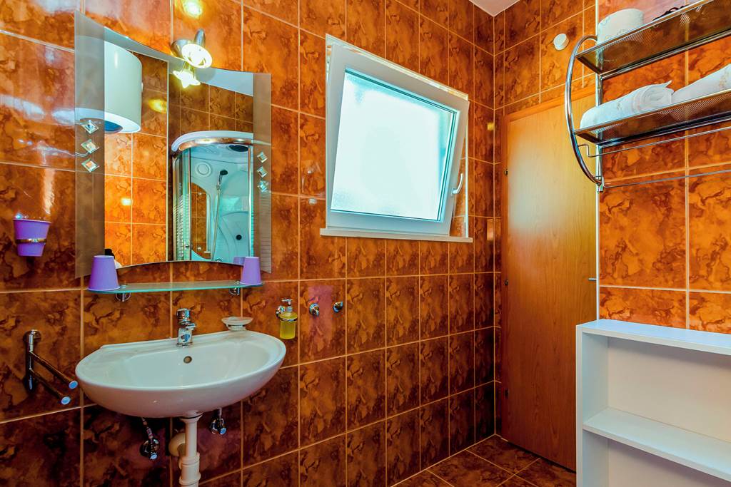 DBV_87511_Apartments_Villa_Aura_0324_17.jpg