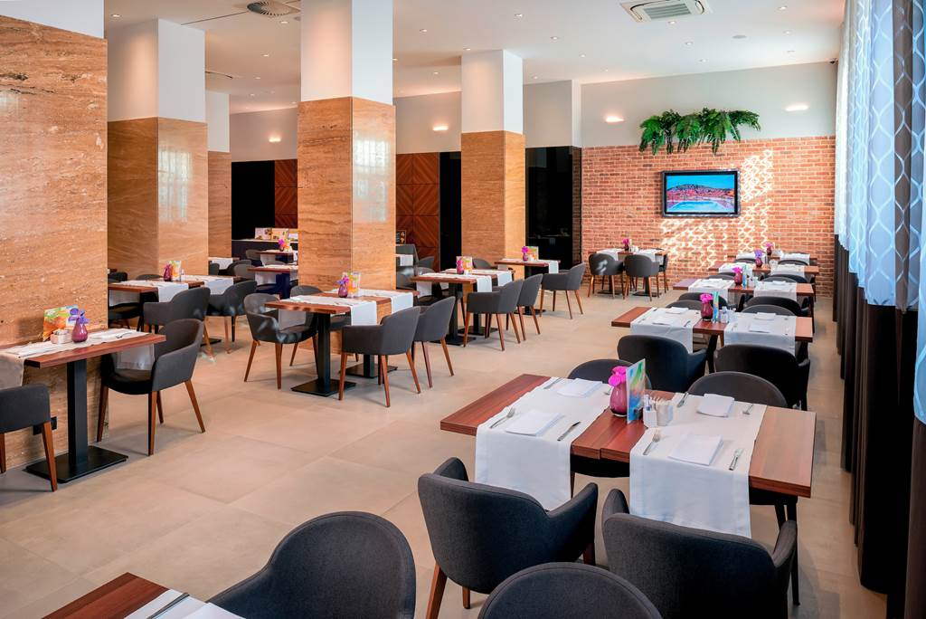 SPU_73828_Cornaro_Hotel_0321_08.jpg
