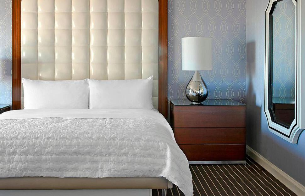 Le-Meridien-Delfina-Santa-Monica-11.jpg