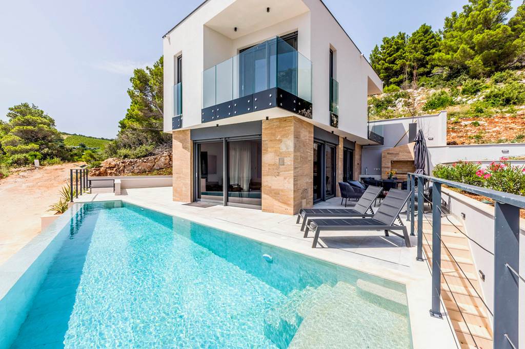 DBV_89105_Villa_Seacrest_Bay_I_0225_15.jpg