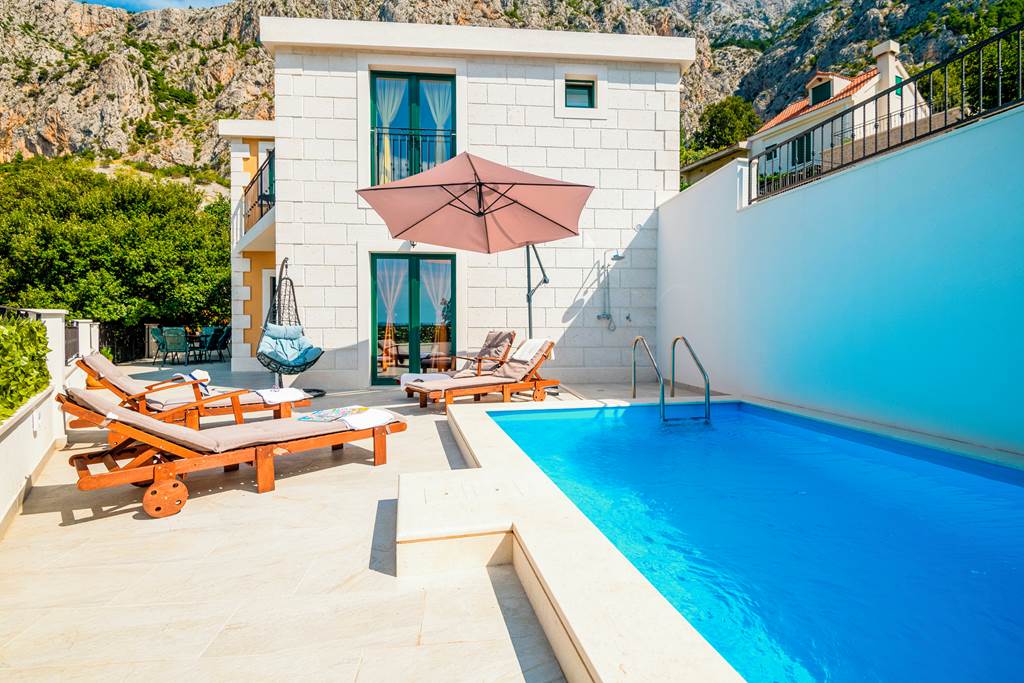 SPU_86553_Villa_Blissful_Breeze_1123_07.jpg