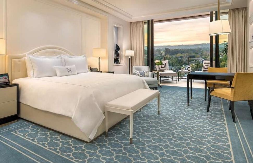 Waldorf-Astoria-Beverly-Hills-6.jpg