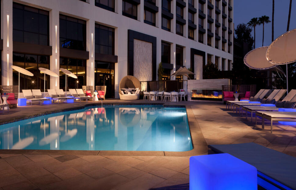Beverly-Hills-Marriott-3.jpg