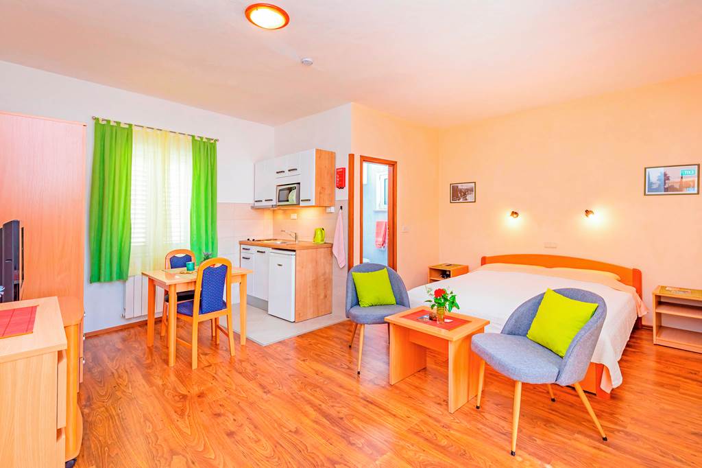 DBV_69381_Tonkovic_Apartments_0519_08.jpg