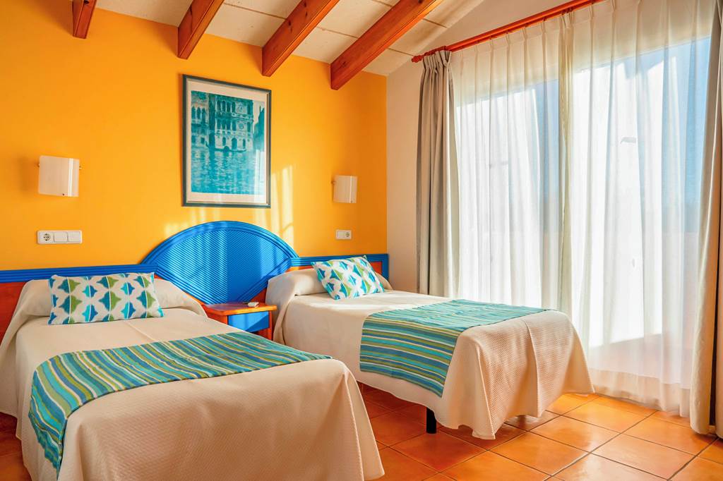 MAH_77316_Villas_Amarillas_1224_11.jpg