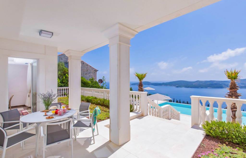 DBV_83529_Villa_Vintage_0122_01.jpg