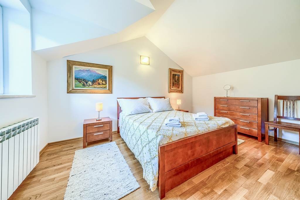 SPU_87931_Villa_Stone_Haven_0824_03.jpg