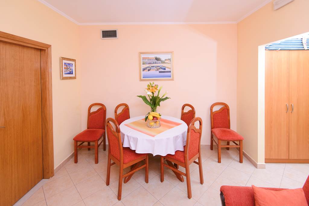 DBV_72793_Villa_Curic_0215_19.jpg