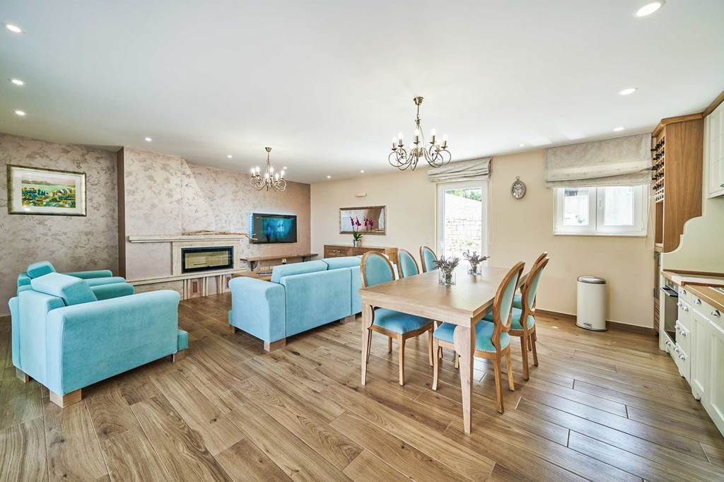 SPU_88340_Villa_Seacrest_Heights_1024_16.jpg