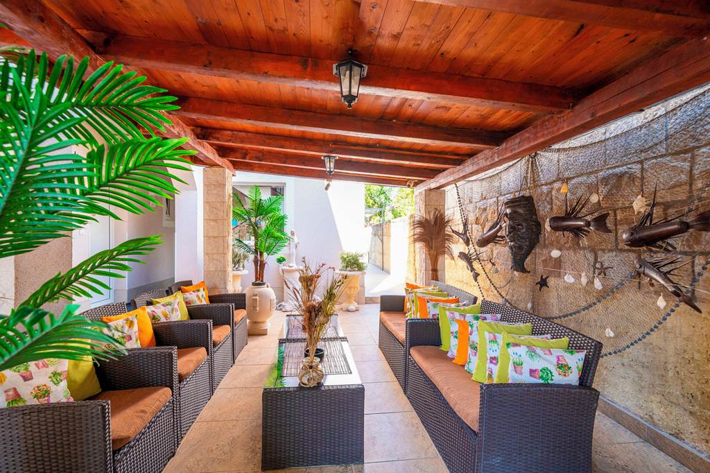 DBV_87511_Apartments_Villa_Aura_0324_07.jpg