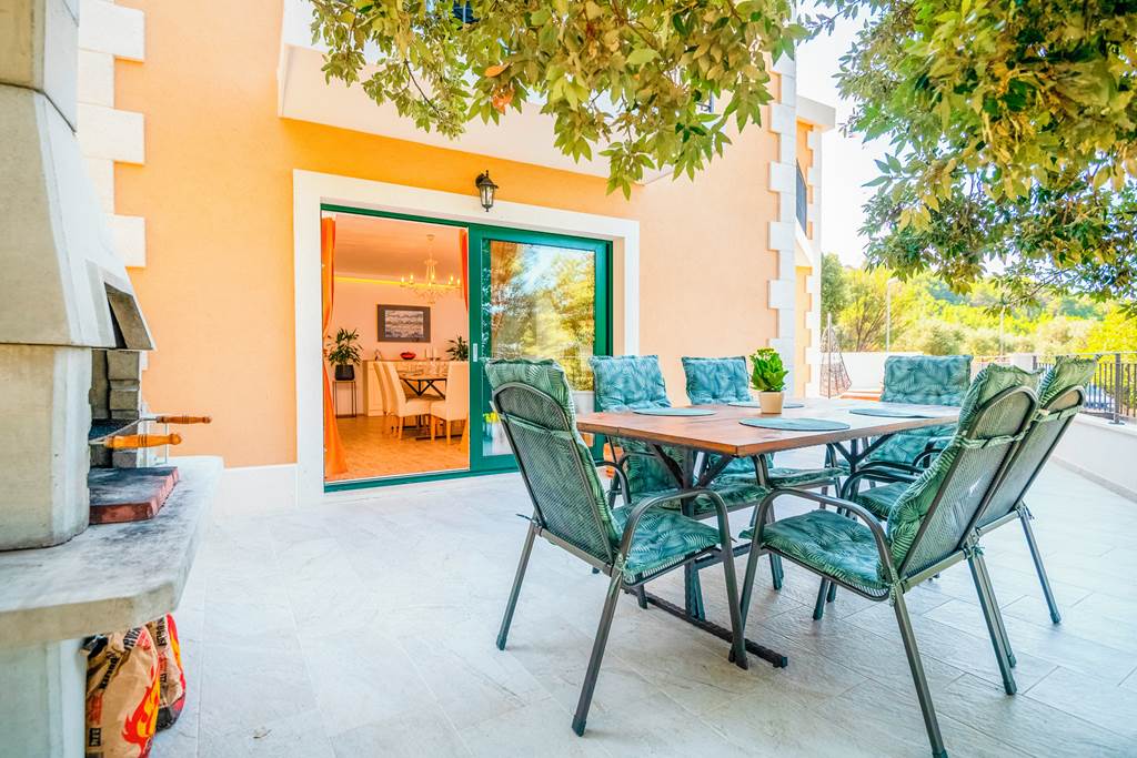 SPU_86553_Villa_Blissful_Breeze_1123_09.jpg