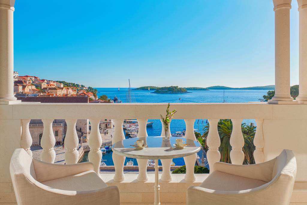 SPU_82050_Palace_Elisabeth_Hvar_0823_21.jpg
