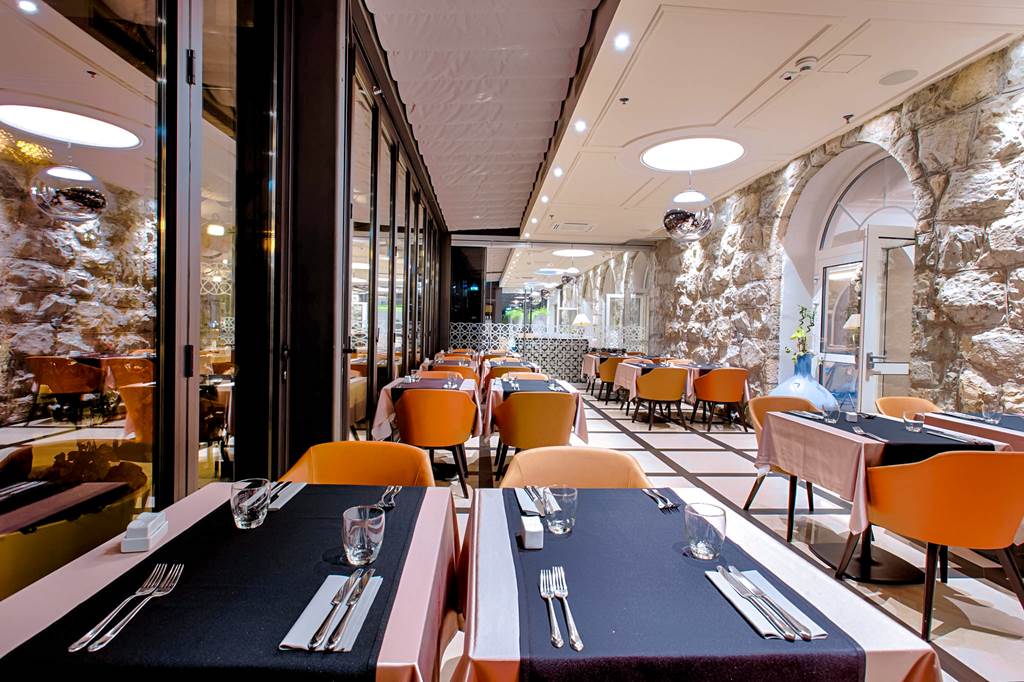 SPU_73745_Grand_Hotel_Slavia_0322_17.jpg