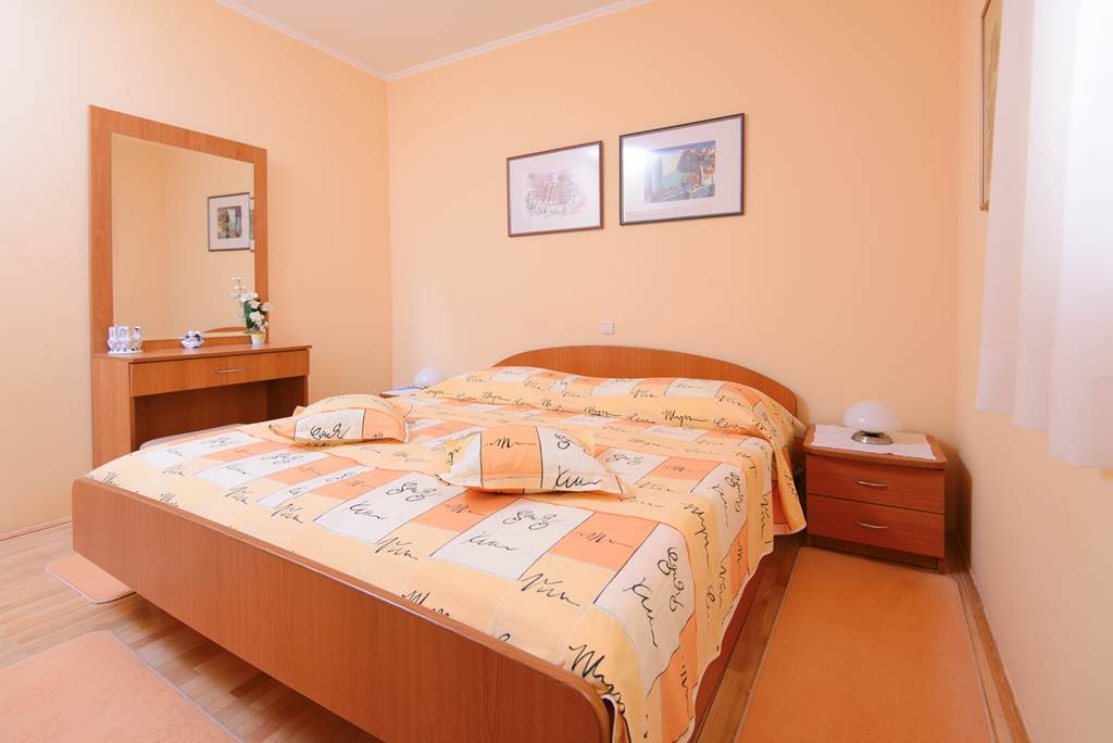 DBV_72793_Villa_Curic_0215_22.jpg