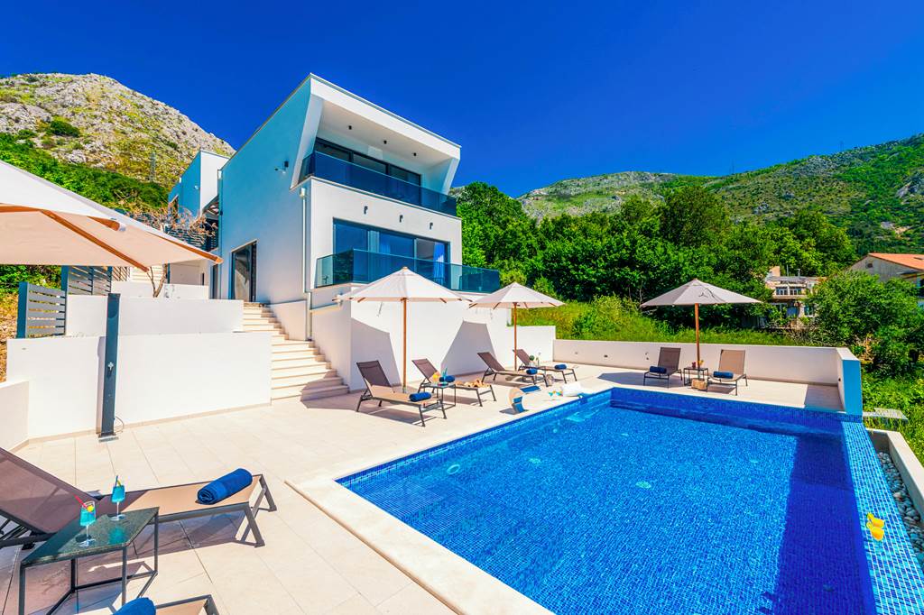 DBV_87940_Villa_Coastal_Bliss_0824_10.jpg