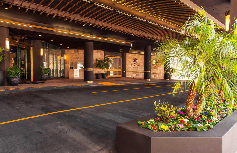 DoubleTree-by-Hilton-Los-Angeles-Downtown-3.jpg