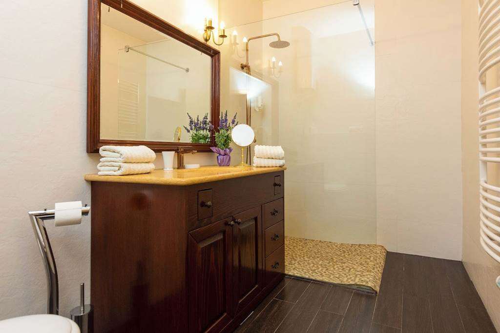 DBV_83497_Villa_Le_Jardin_0423_03.jpg