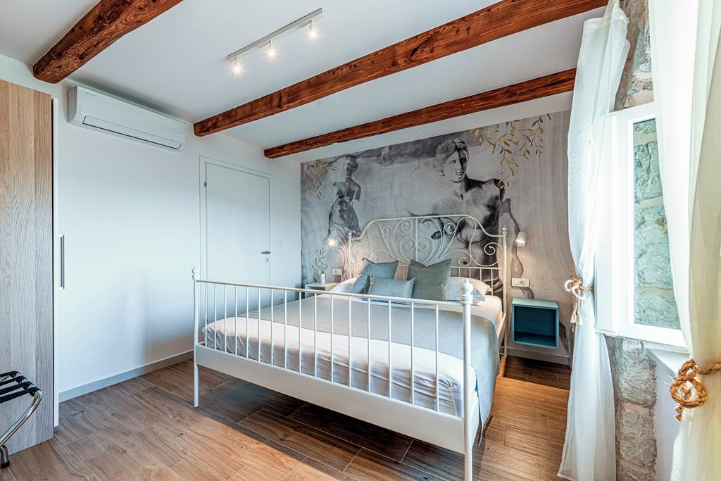 DBV_88984_Villa_Stone_Chic_0125_05.jpg