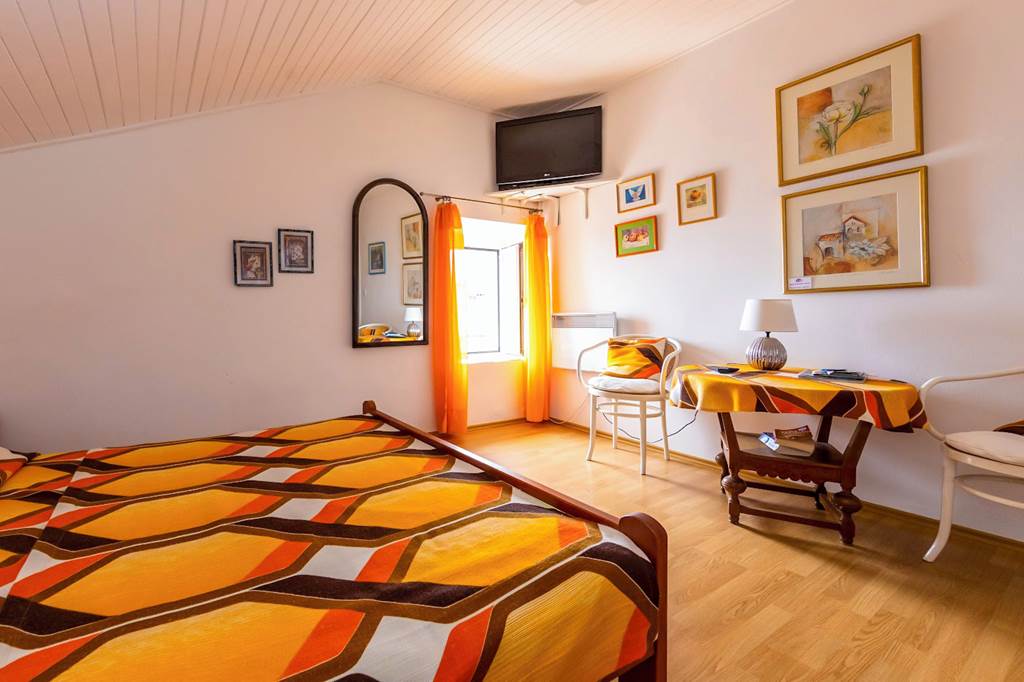 DBV_70326_Vila_Mare_1123_03.jpg