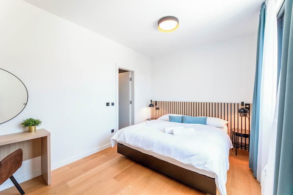 SPU_88733_Villa_White_Scallop_0125_08.jpg