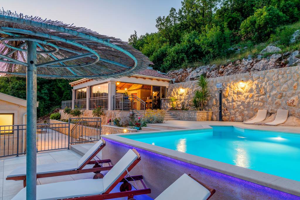SPU_87800_Villa_Serene_Memories_0724_15.jpg
