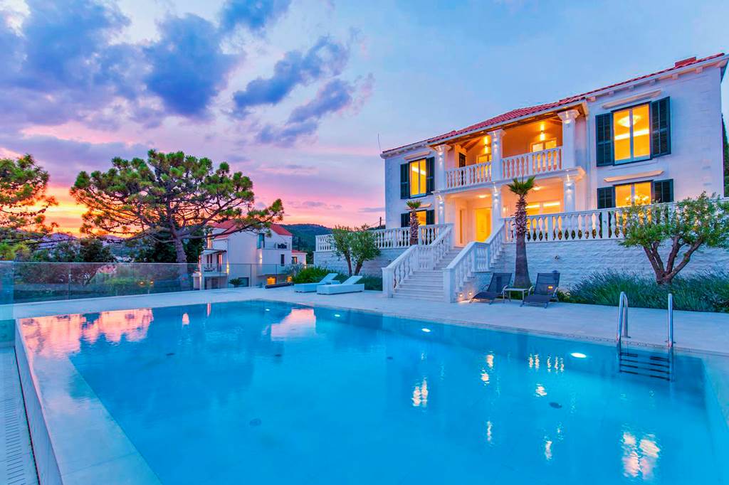 DBV_83529_Villa_Vintage_0122_17.jpg