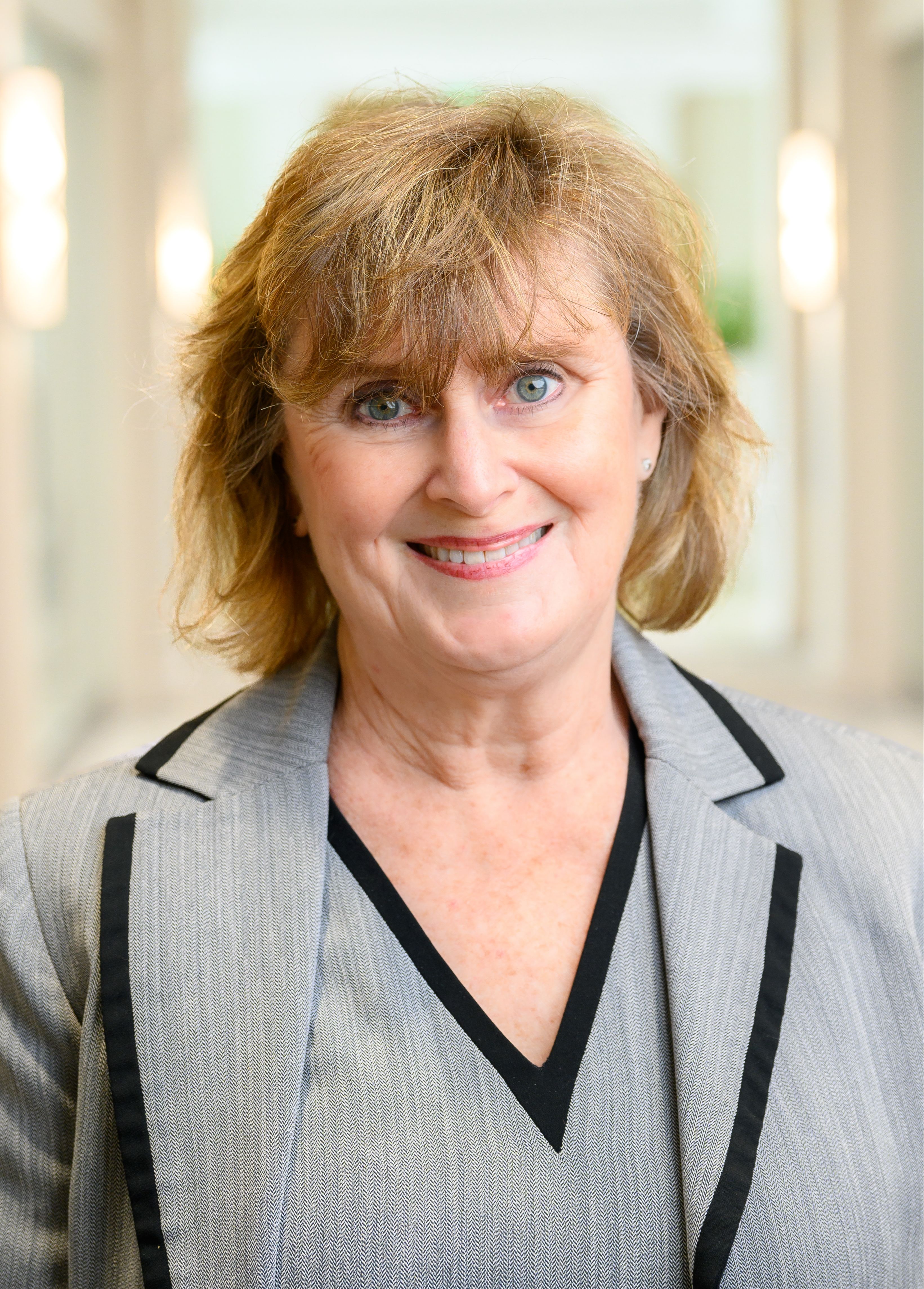 Dr. Sarah Frye, DDS