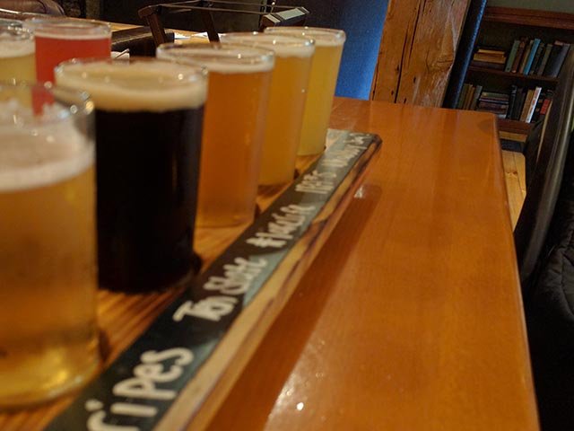 Hobbs Tavern & Brewing Company gallery image 3