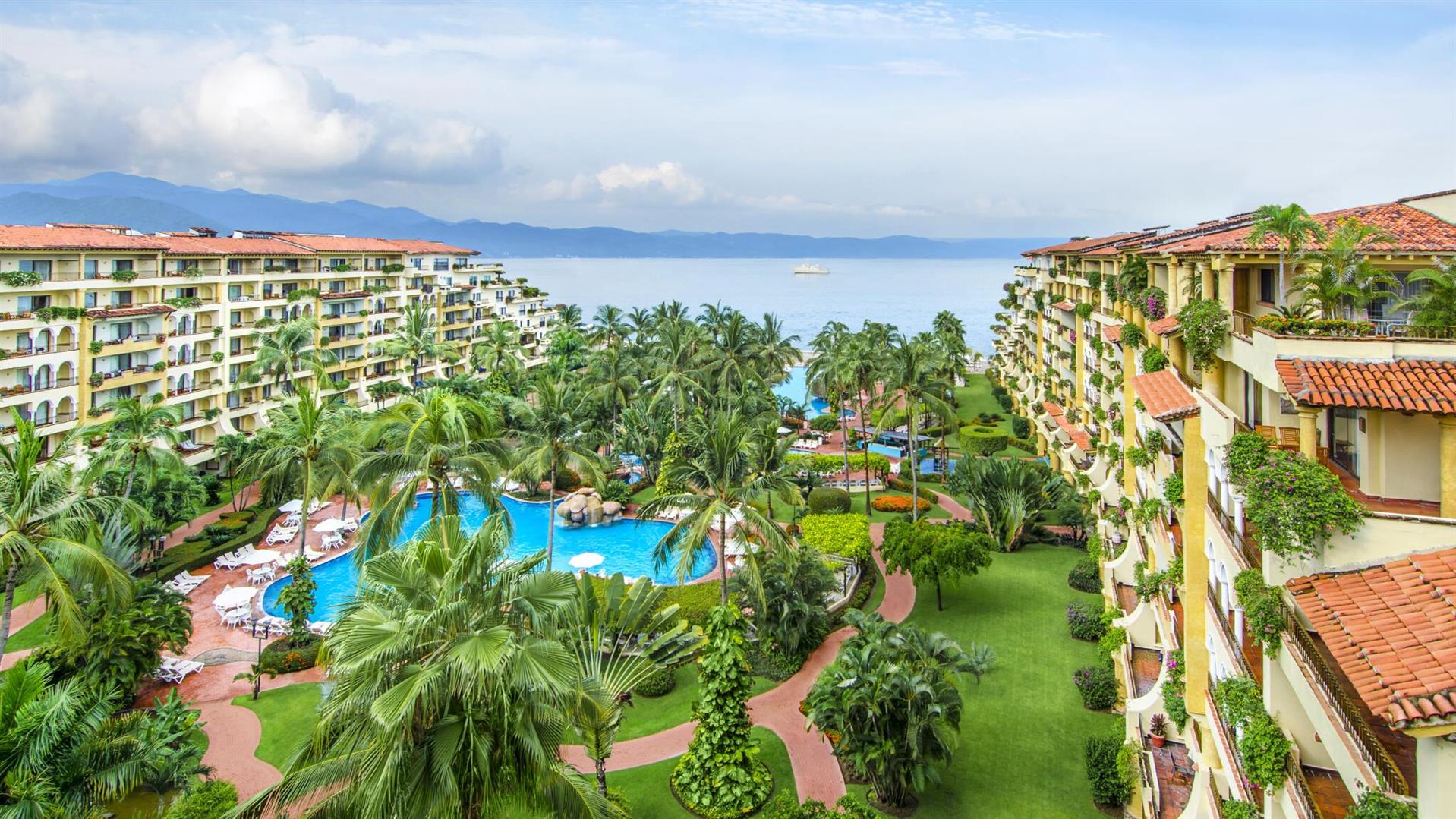 Velas Vallarta Suite Resort