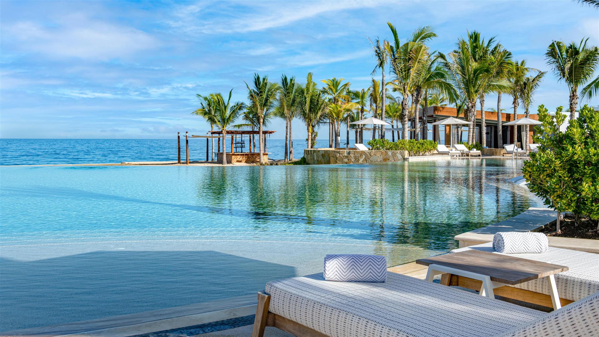 Conrad Punta de Mita