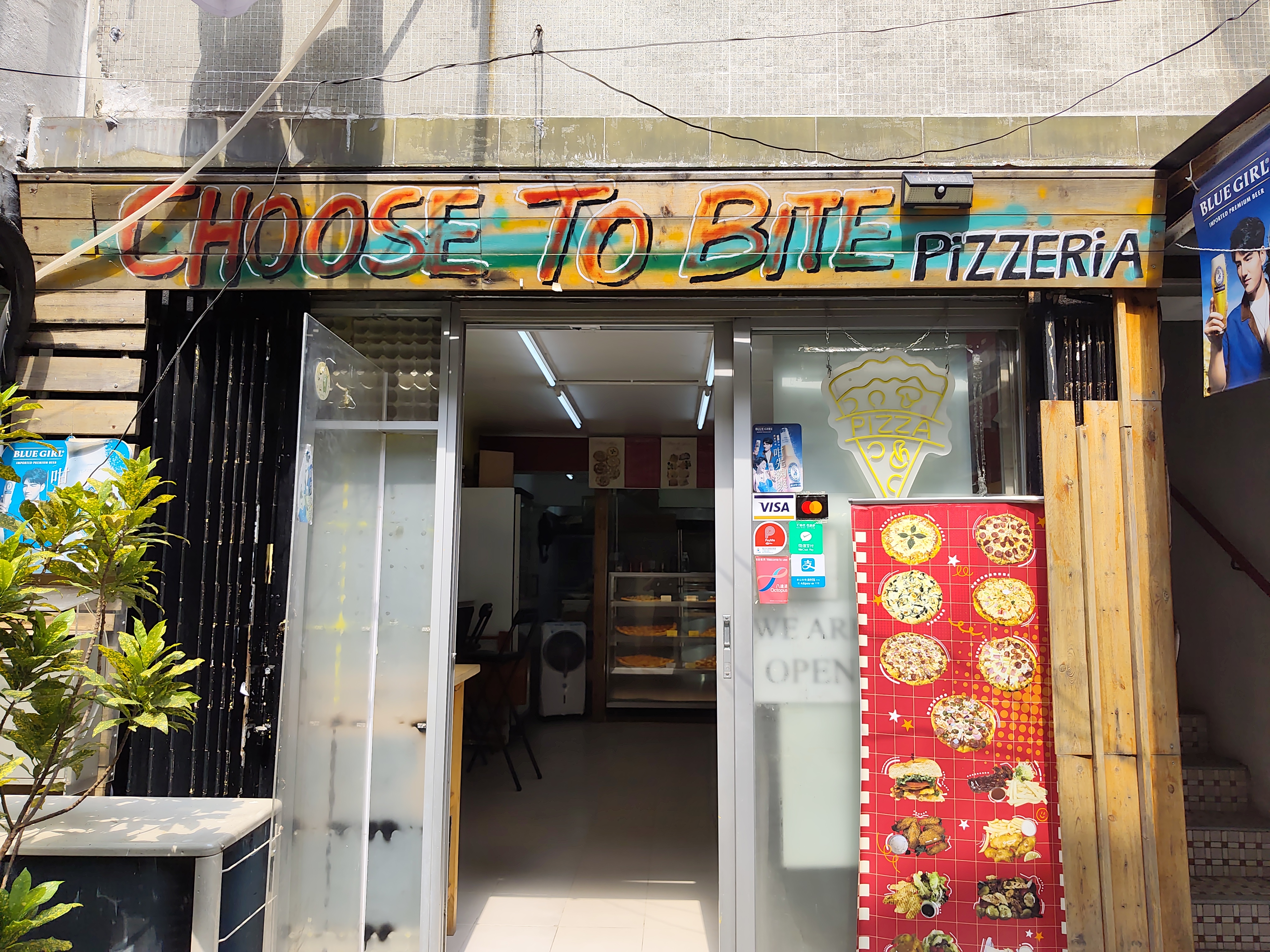 Choose To Bite Pizza