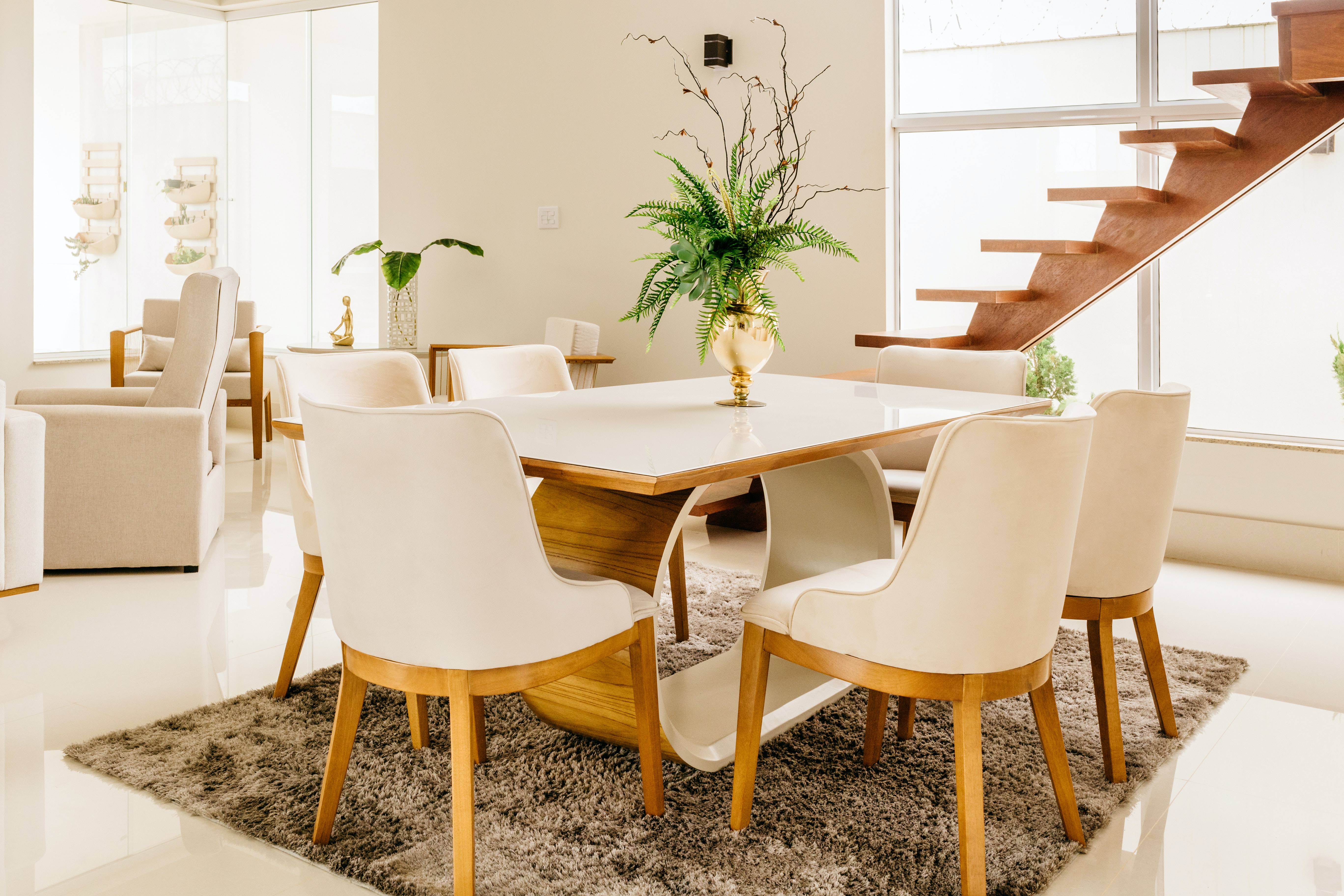 Rome dining table