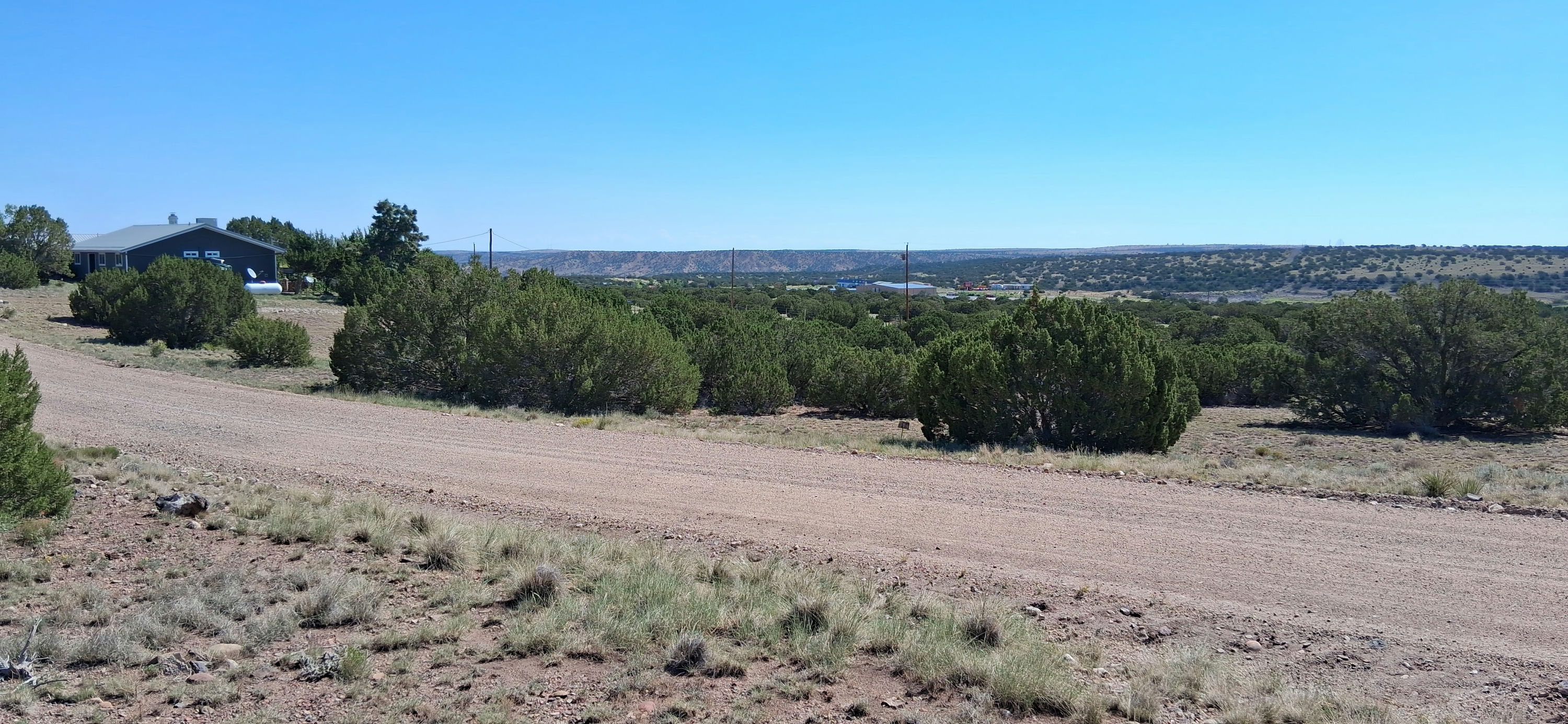 201-27-337-338 NE view from NE Corner.jpg